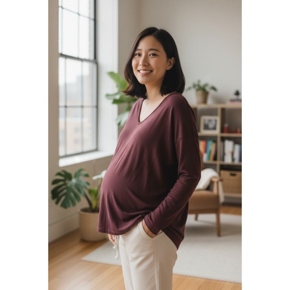 GAP Maternity  Burgundy Long Sleeve V-Neck Shirt – Size XL